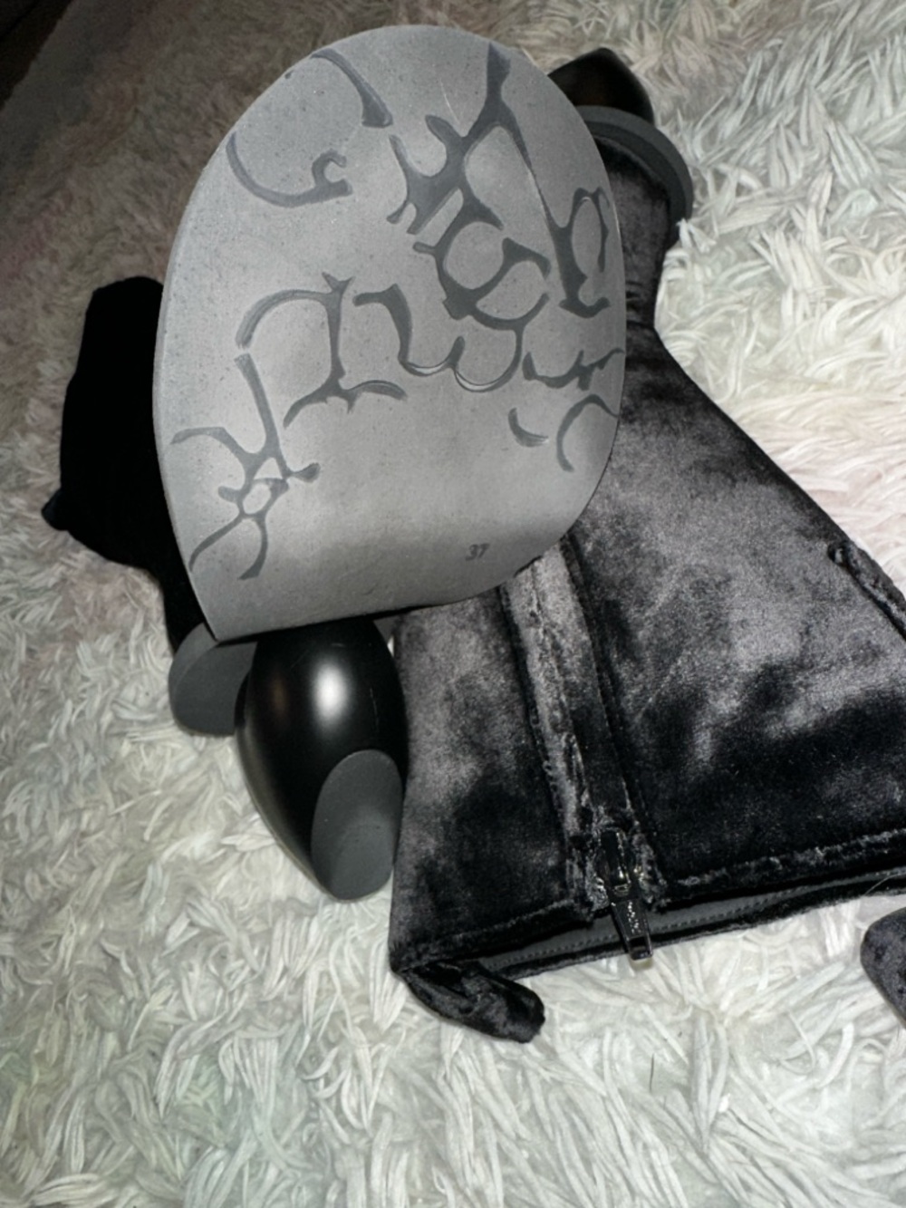 NWT Yume Yume Love Boot in Black Velvet Size 37 - Picture 10 of 13